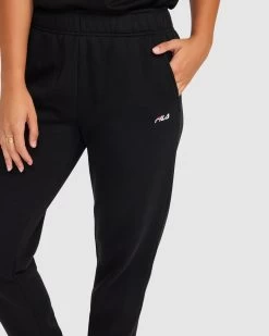 Unisex FILA Core Trackpants -Shoe Promotion ASP13043 001 W 4 869f675f 2575 42af 808e 65024112407c