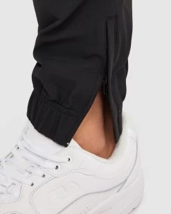 Fila Men's Classic 2.0 Pant -Shoe Promotion ASP13089 001 M 8