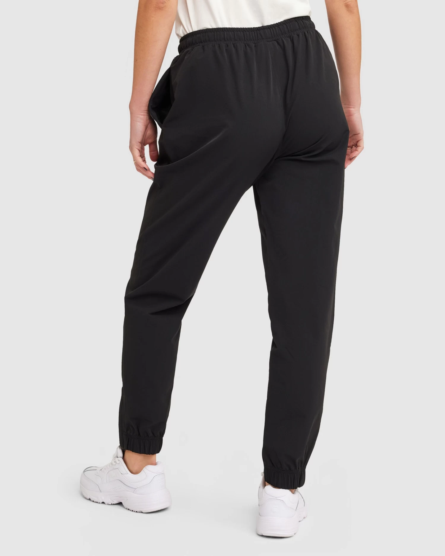 Fila Women's Classic 2.0 Pants 5 Fila Women's Classic 2.0 Pants - Image 3