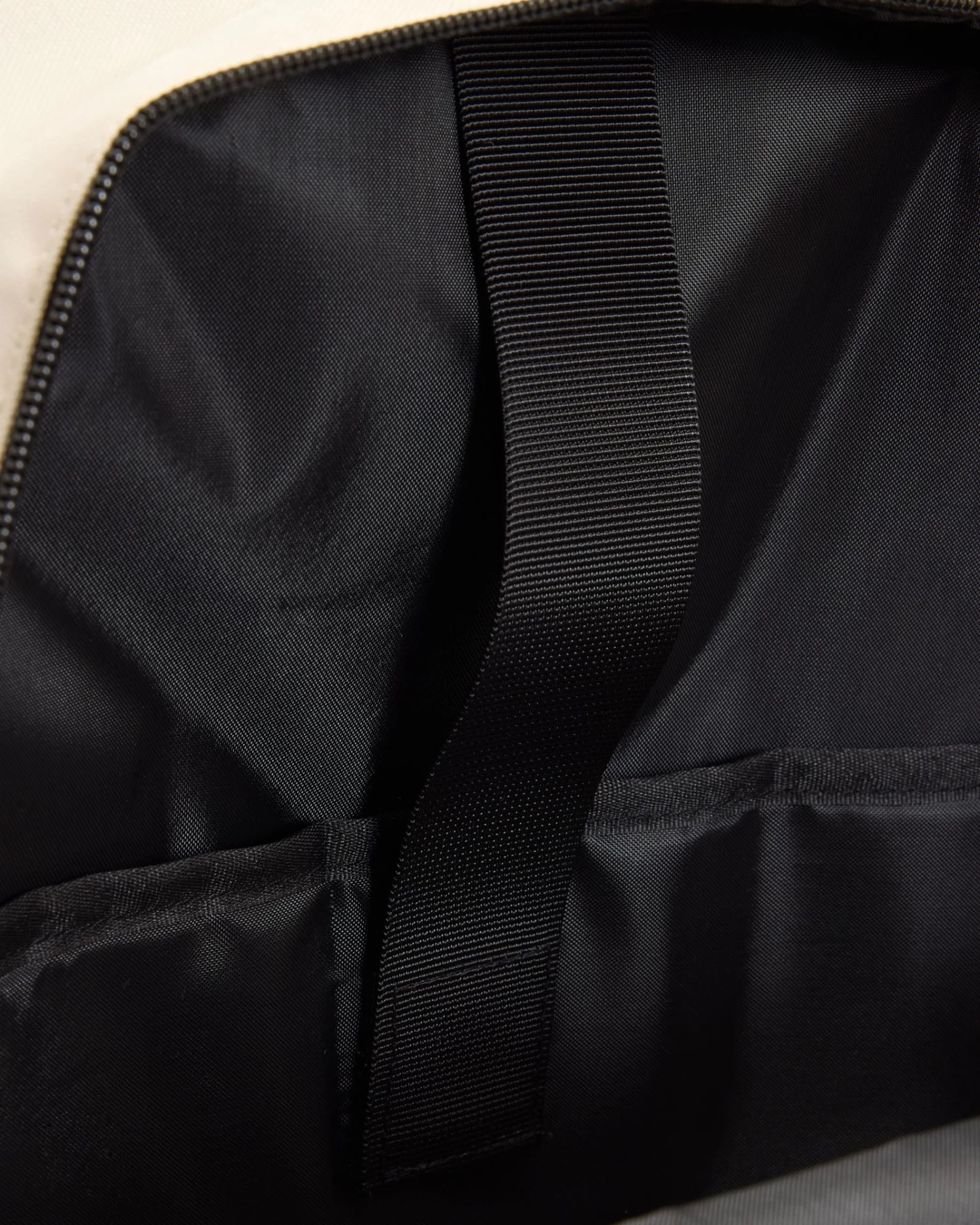 FILA Verona Backpack 7 FILA Verona Backpack - Image 5