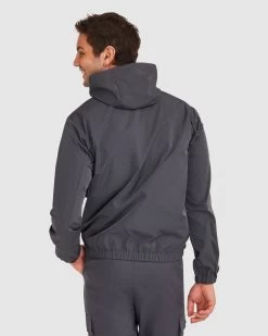 Fila Men's Zane Windbreaker -Shoe Promotion S23MW001 910 M 3 59a8d0d0 7e95 4dba 85fa 1cef59aff56a